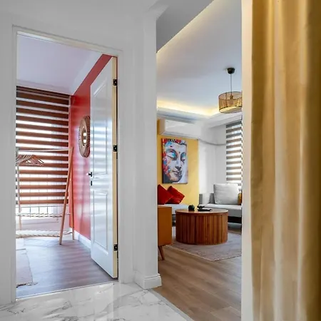 Stylish Boho 1br Steps From Trendy Tomtom *