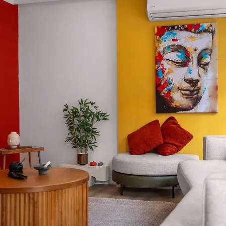 Stylish Boho 1br Steps From Trendy Tomtom